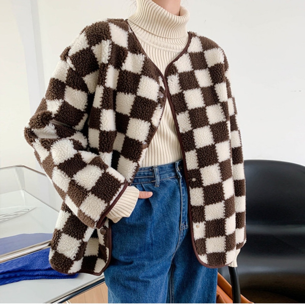 NWOT Brown and White Checkered Fleece Jacket - One Size